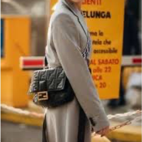 Fendi zucca baguette crossbody - Picture 13 of 14